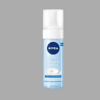 NIVEA Mousse de Limpeza Facial com Vitaminas E e B5 150ml