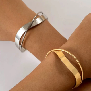 Conjunto de Choker, Pulseira e Brinco Aro, banhado a Ouro 18k e Prata 925