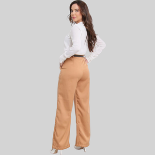 Calça Pantalona Alfaiataria com Cinto