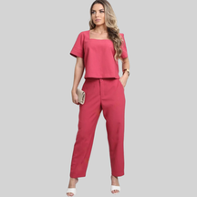 Conjunto Social Blusa Decote Quadrado e Calça Reta